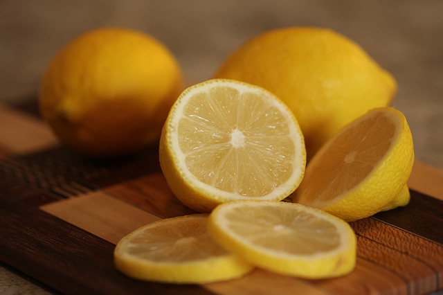 nakrájený citron